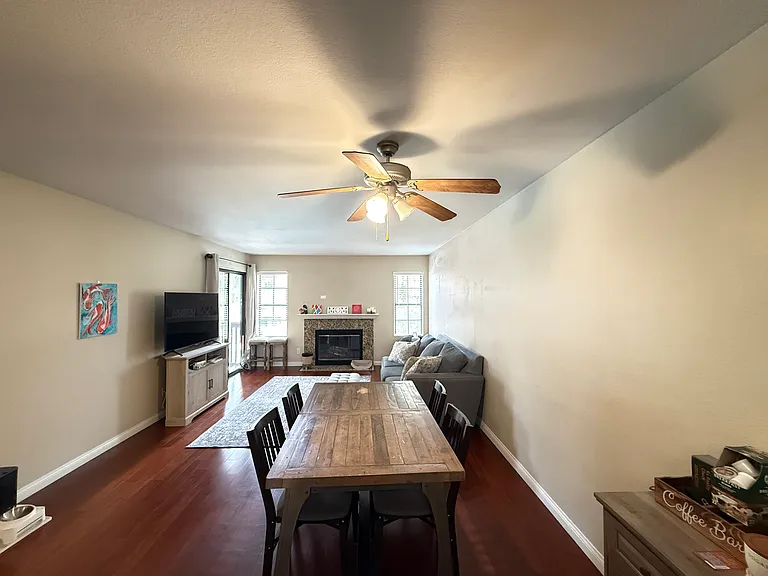 12079 Alta Carmel Ct — Photo 9