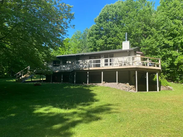 7002 Crab Lake Rd, Presque Isle, WI 54557