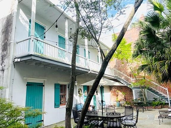 3rd image of 1129 Chartres St #5