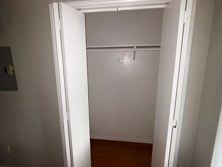 7579 Windsor Oaks #7579 — Photo 9