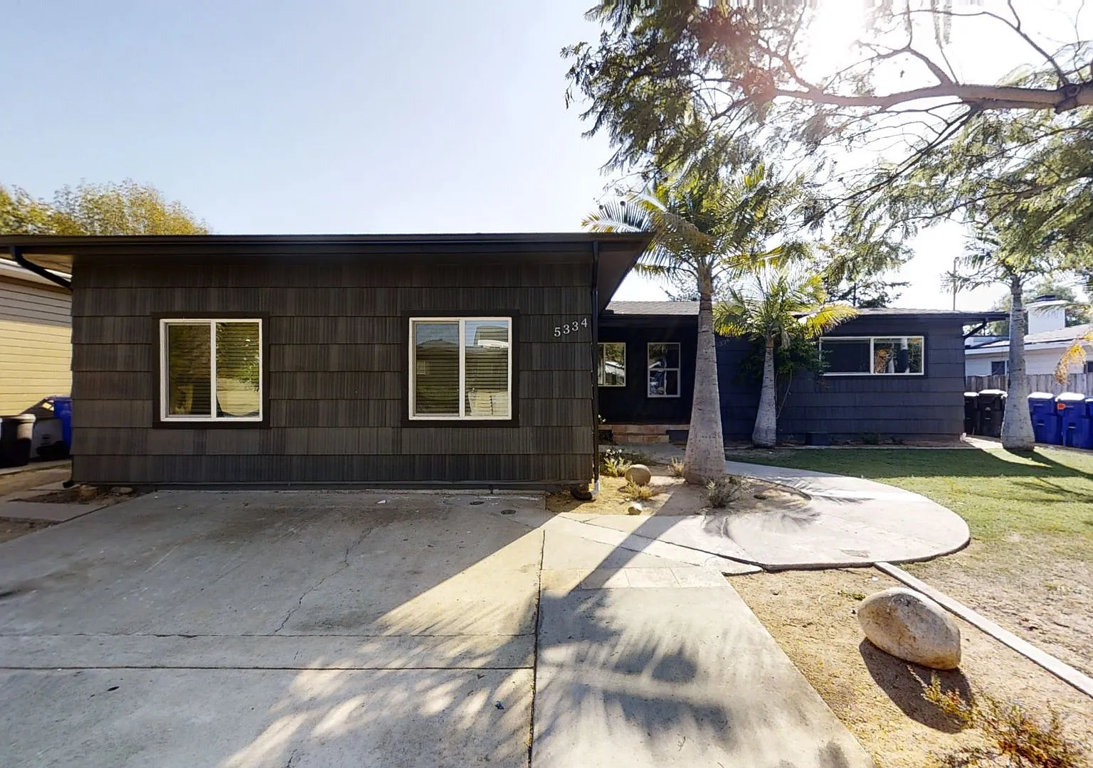 Huge House W/ Pool! 7bd/4ba — Photo 3