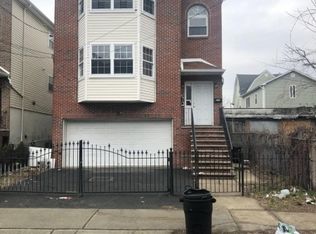 90 2nd St, Newark, NJ 07107