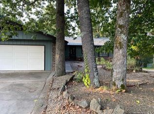 14 Cromer Dr, Bella Vista, AR 72715