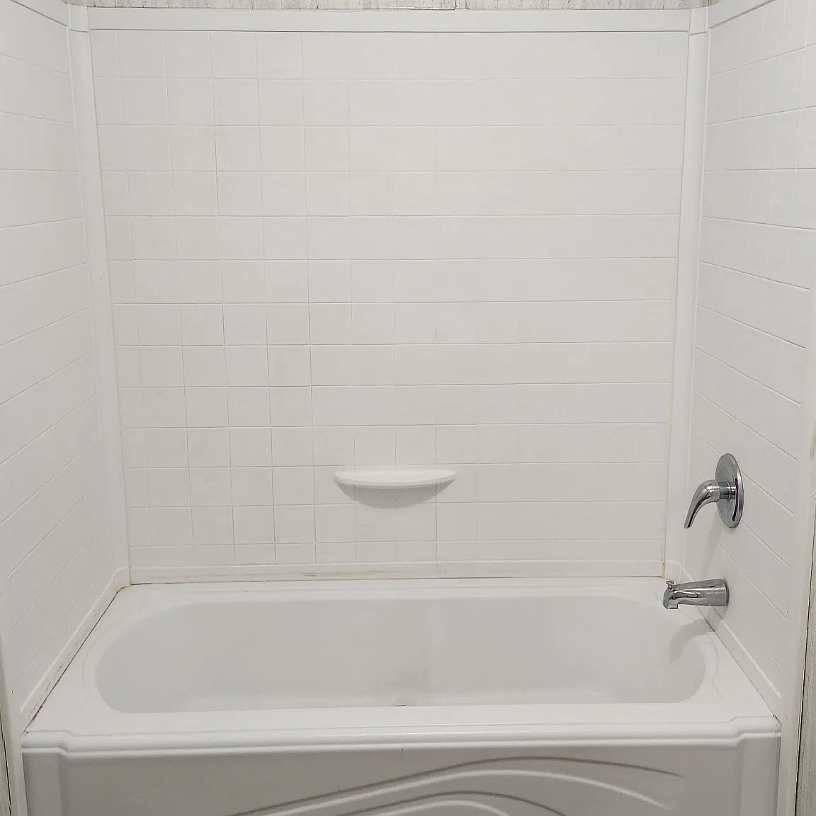 3 bed, 1056 sqft, $1,099 — Photo 3