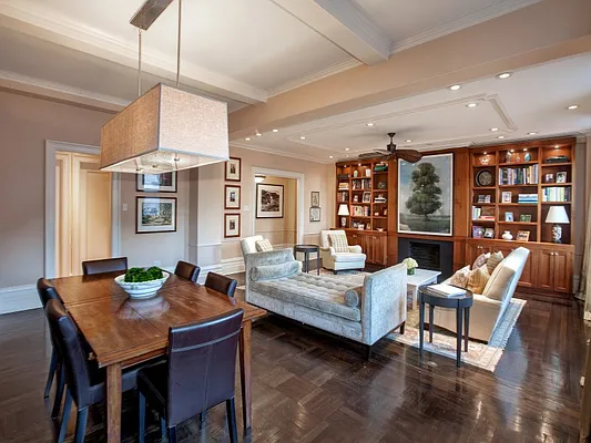 Sold by Sotheby's International Realty | media 2