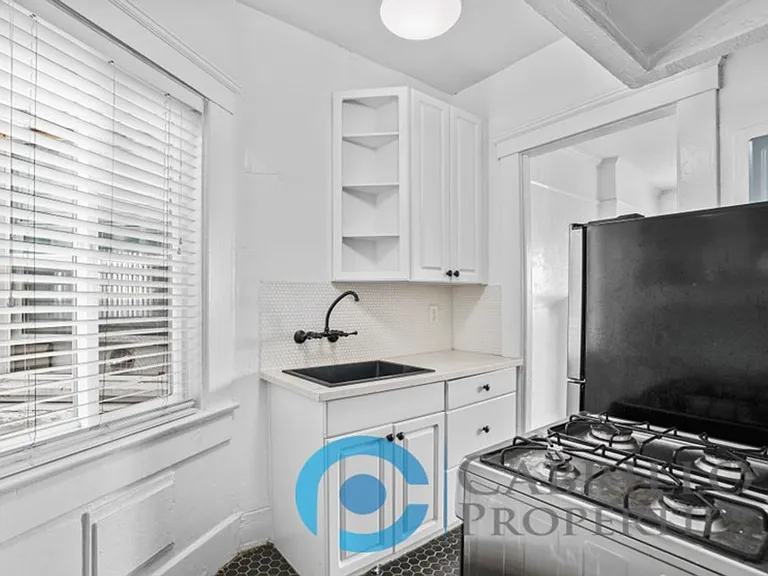 Casa Blanca Apartments — Photo 38