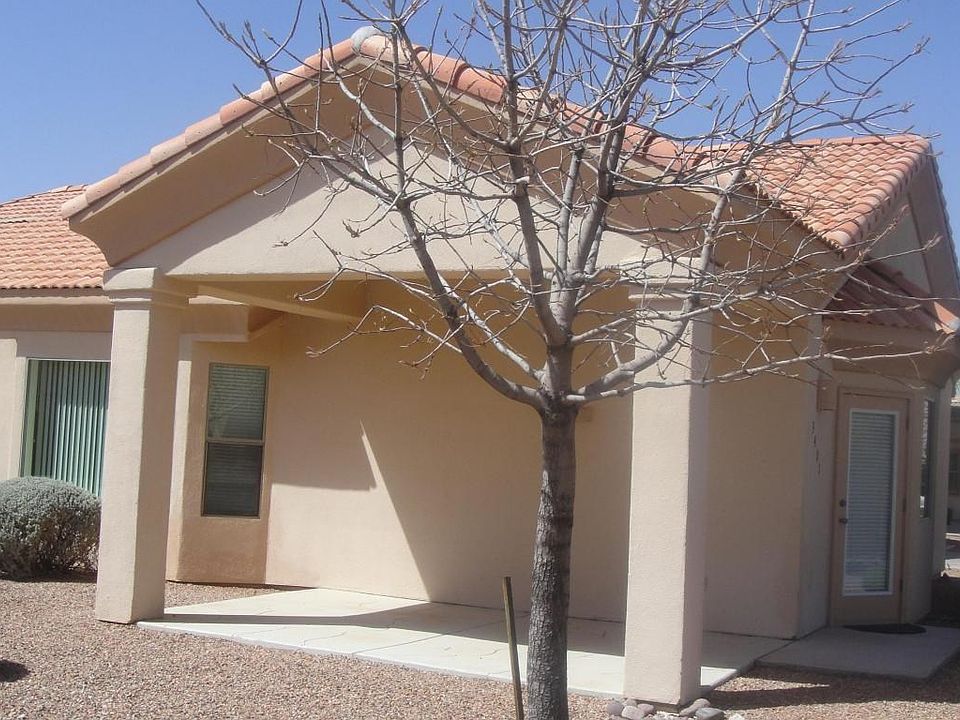 1st image of 3401 E Camino Chavinda