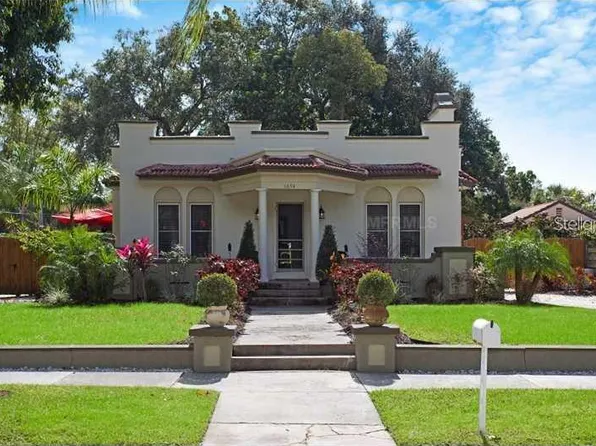 1694 Hawthorne St, Sarasota, FL 34239