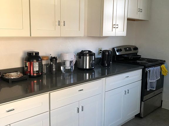 3rd image of 5640 Hobart St APT 10