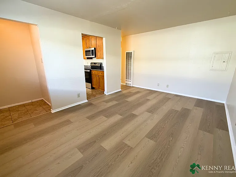 233 San Benito Ave EB01 - 104MM — Photo 5