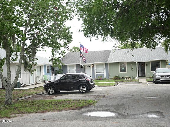 3rd image of 1620 Espanola Ave APT B