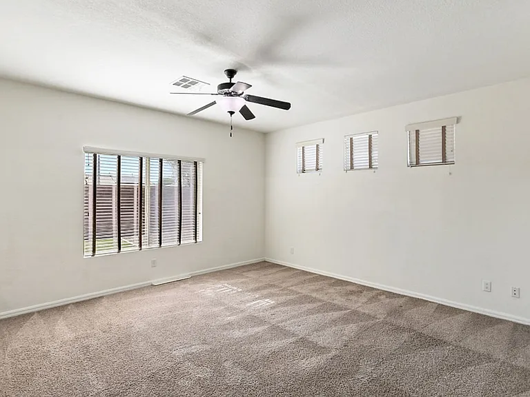 6509 Collingsworth St — Photo 39