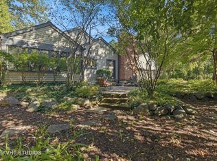 47 Warrington Dr, Lake Bluff, IL