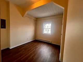 116 E Broad St #1 — Photo 4