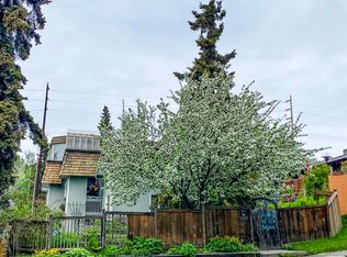 1576 E St, Anchorage, AK 99501
