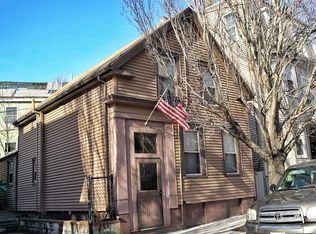 118 Eutaw St, East Boston, MA 02128