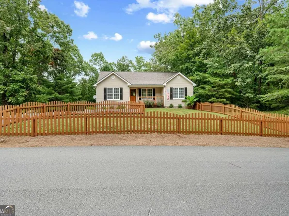 105 Royal Oaks Ln, Dahlonega, GA 30533
