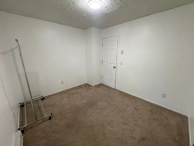 2902 Forest Ln — Photo 23