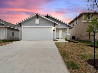 148 Living Reef Dr, Maxwell, TX 78656