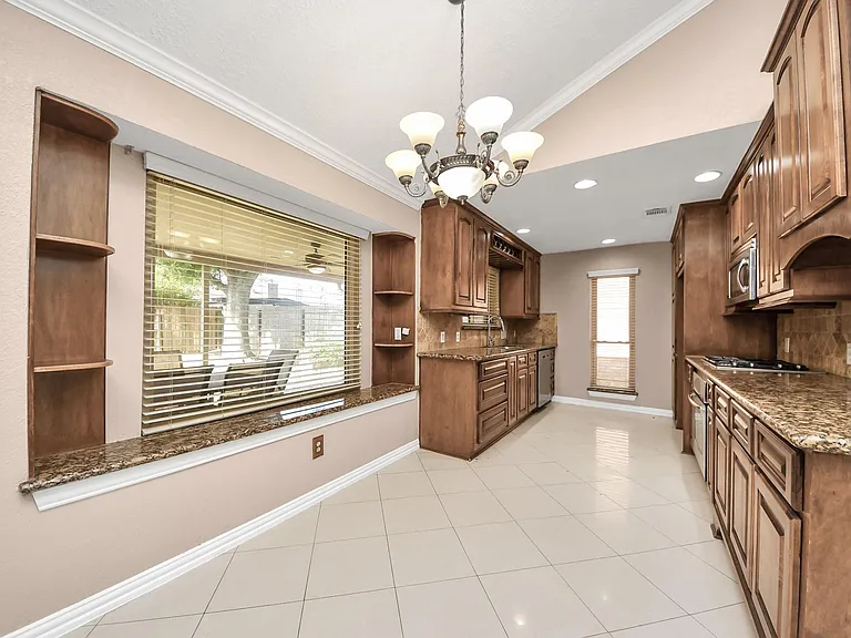 22811 Elkana Deane Ln — Photo 11