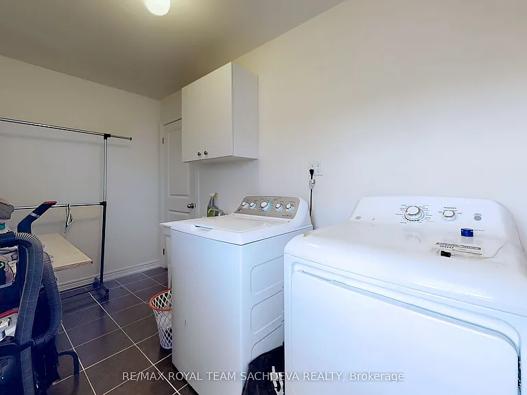 95 Fred Jackman Ave — Photo 31