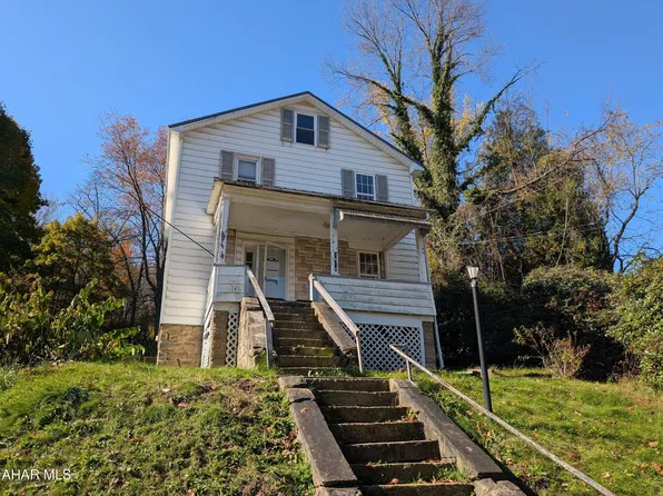 1404 Park Ave, Northern Cambria, PA 15714