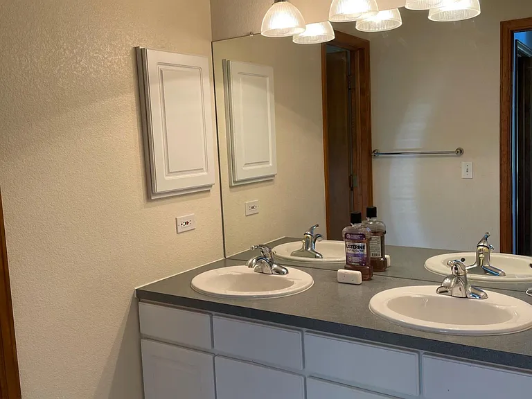 Second floor bathroom #2