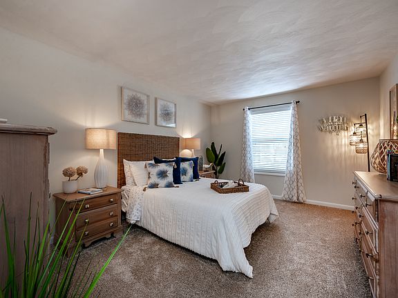 5th image of 143 Atlantic Ave APT B