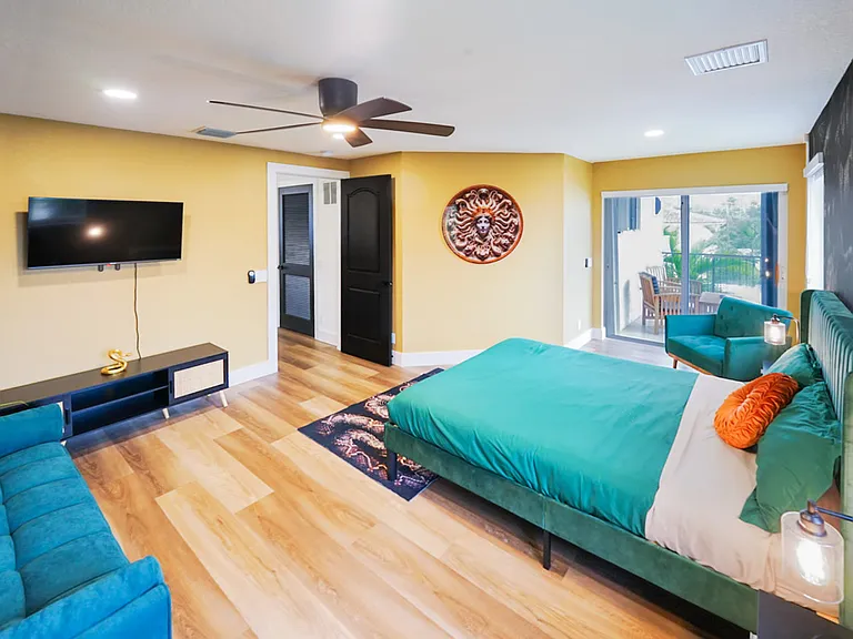 Bedroom