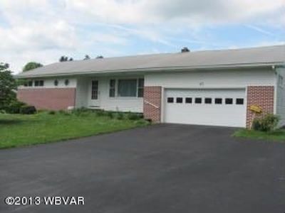 87 Silver Ave, Mill Hall, PA, 17751