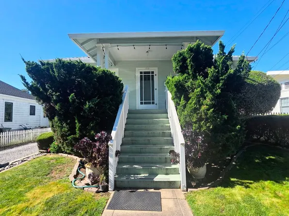 109 Post St, Petaluma, CA 94952