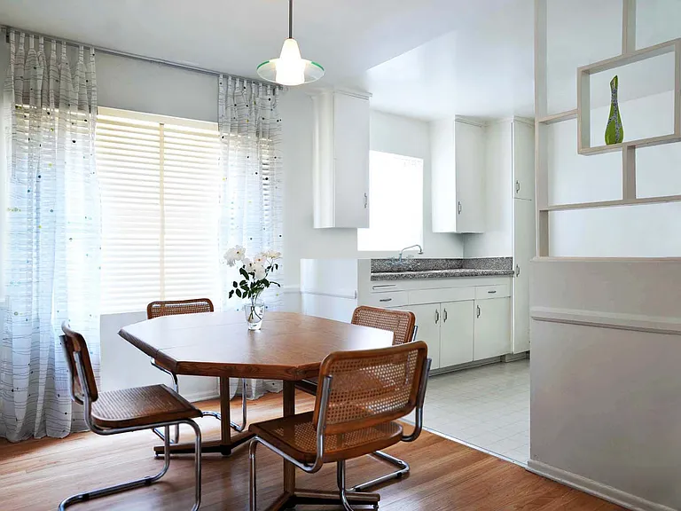 5056 Tujunga Ave #13 — Photo 3