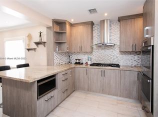 1512 Wiley St, Hollywood, FL 33020