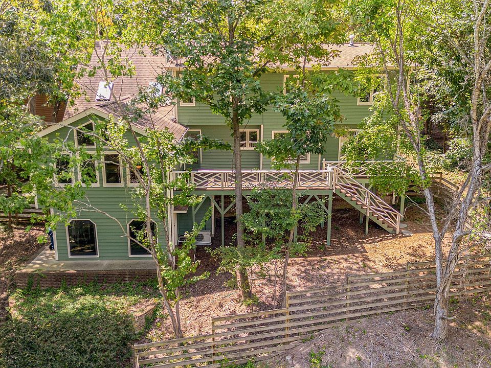 2nd image of 5 Mine Bluff Ct