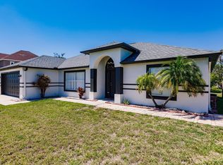 609 SE 1st St, Cape Coral, FL 33990