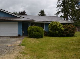 53 Elk Loop Dr, Forks, WA 98331