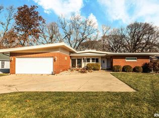 6038 N Knoxville Ave, Peoria, IL 61614