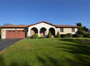 15 Sorrell Rd, North Providence, RI 02904