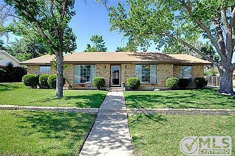 2nd image of 3708 Lawndale Ave