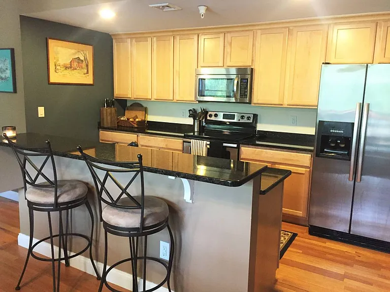270 Cedar St #5 — Photo 12