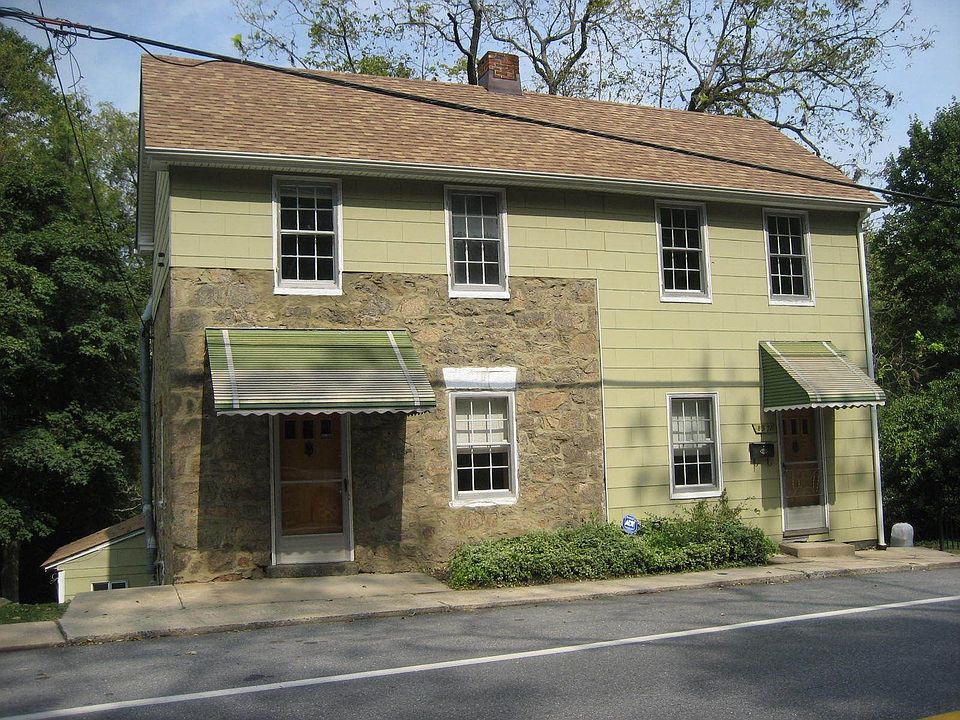 2nd image of 8572 Frederick Rd