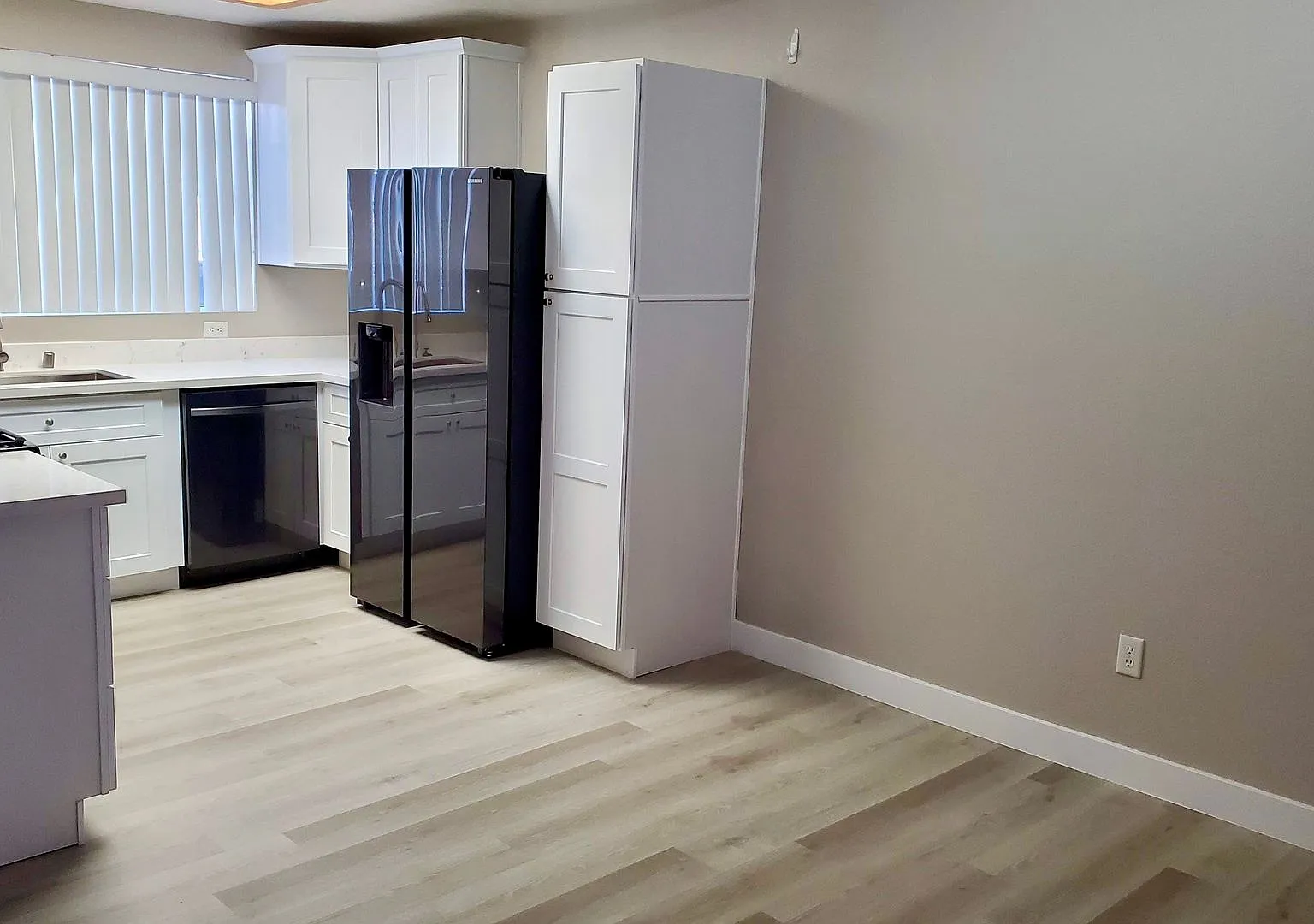 2 Bedroom 2 Bath Lower Lever Henderson Condo-Sunridge Heights — Photo 2