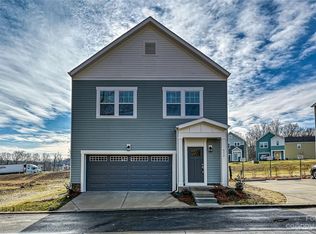 516 Kingsway Cir, Charlotte, NC 28214
