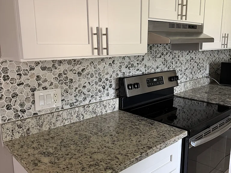 27087 Fernery Ave — Photo 2