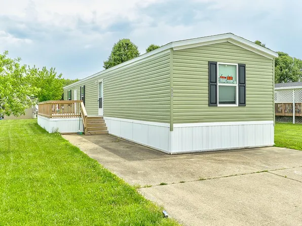 2430 Long Point Dr, Evansville, IN 47715