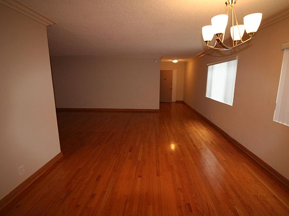 4th image of 1927 Malcolm Ave APT 2