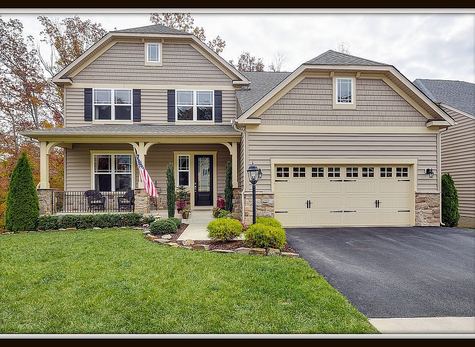 1st image of 16 Wagoneers Ln