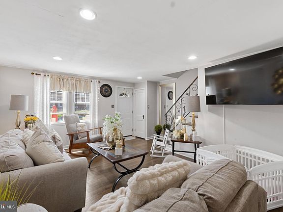 5th image of 3433 Decatur St