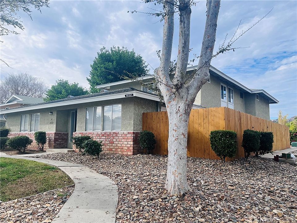 1st image of 2522 White Oak Pl Unit A