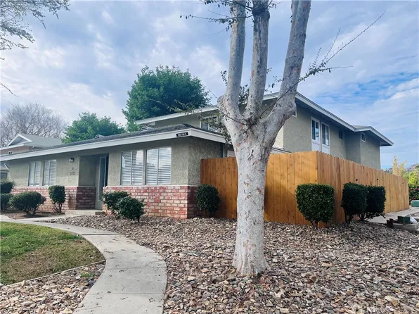 2522 White Oak Pl Unit A, Escondido, CA 92027